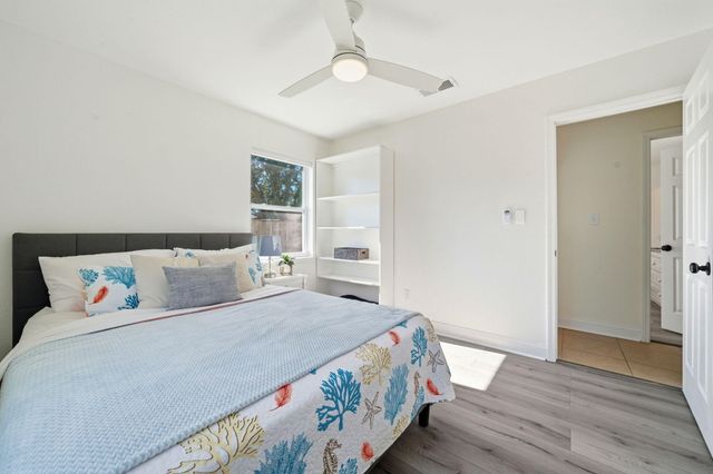 1969 Frontera Street, Navarre, FL 32566