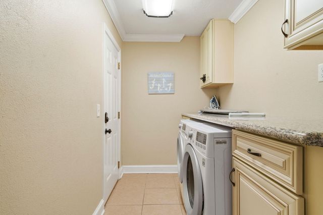 1969 Frontera Street, Navarre, FL 32566