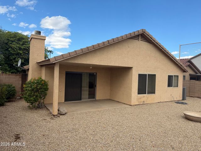1533 S Western Skies Drive, Gilbert, AZ 85296