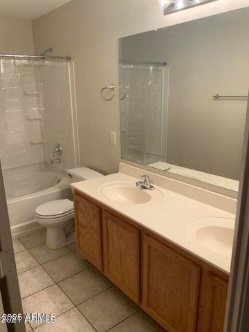 1533 S Western Skies Drive, Gilbert, AZ 85296