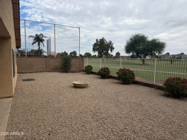 1533 S Western Skies Drive, Gilbert, AZ 85296