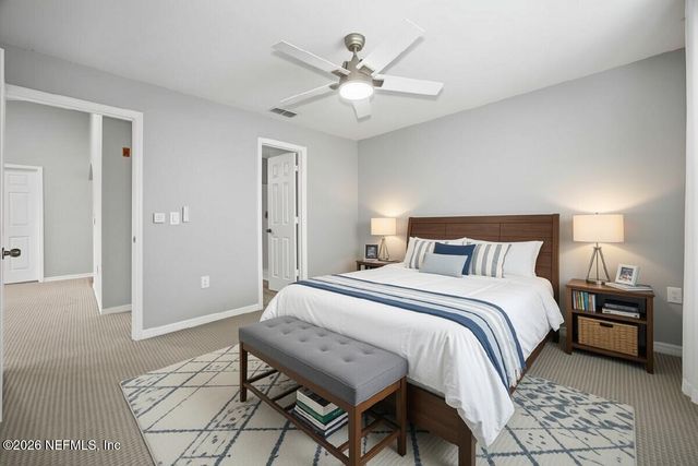 7800 POINT MEADOWS Drive 231, Jacksonville, FL 32256