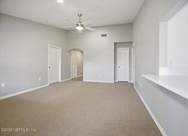 7800 POINT MEADOWS Drive 231, Jacksonville, FL 32256