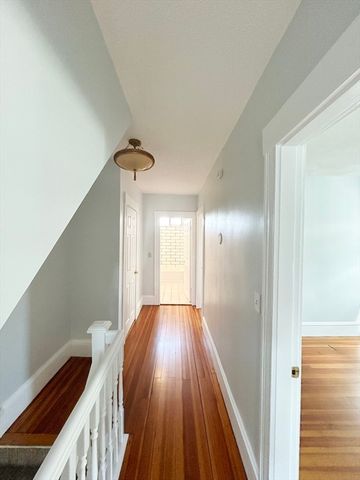 80 Linden St 80, Salem, MA 01970