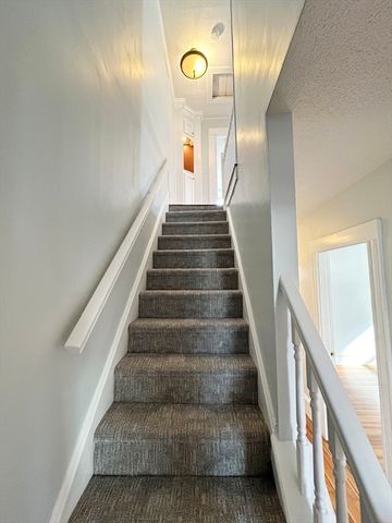 80 Linden St 80, Salem, MA 01970