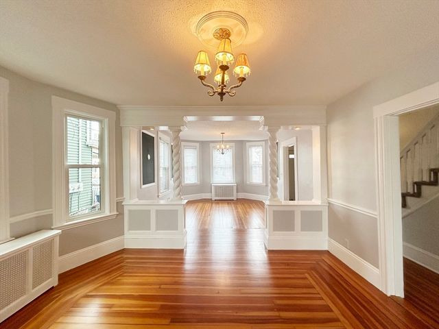 80 Linden St 80, Salem, MA 01970