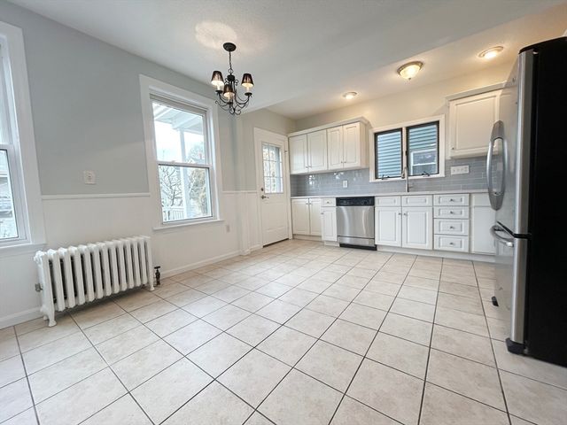 80 Linden St 80, Salem, MA 01970