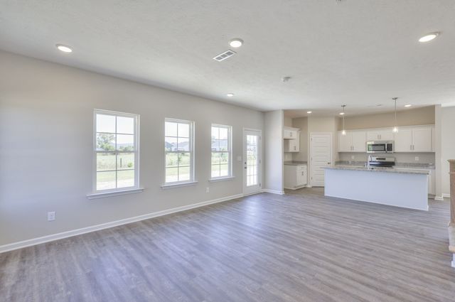 213 N Fork Branch Rd, Tullahoma, TN 37388