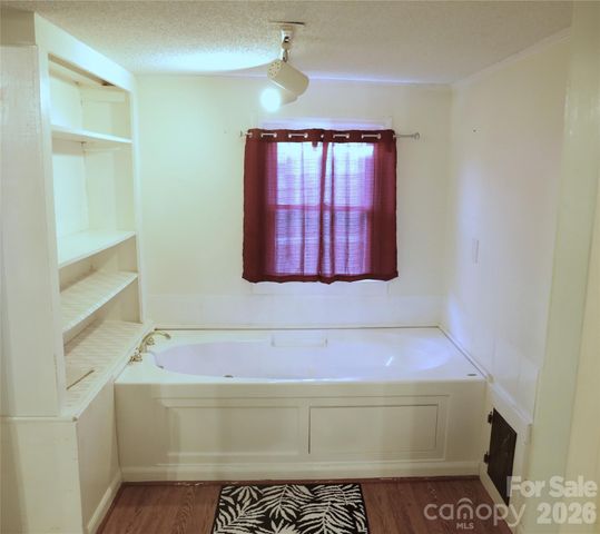 1912 Graham Street, Gastonia, NC 28052