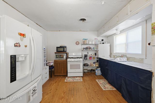 625 Kerr Drive, Eunice, LA 70535