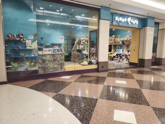 157 Yorktown Shopping Center H, Lombard, IL 60148
