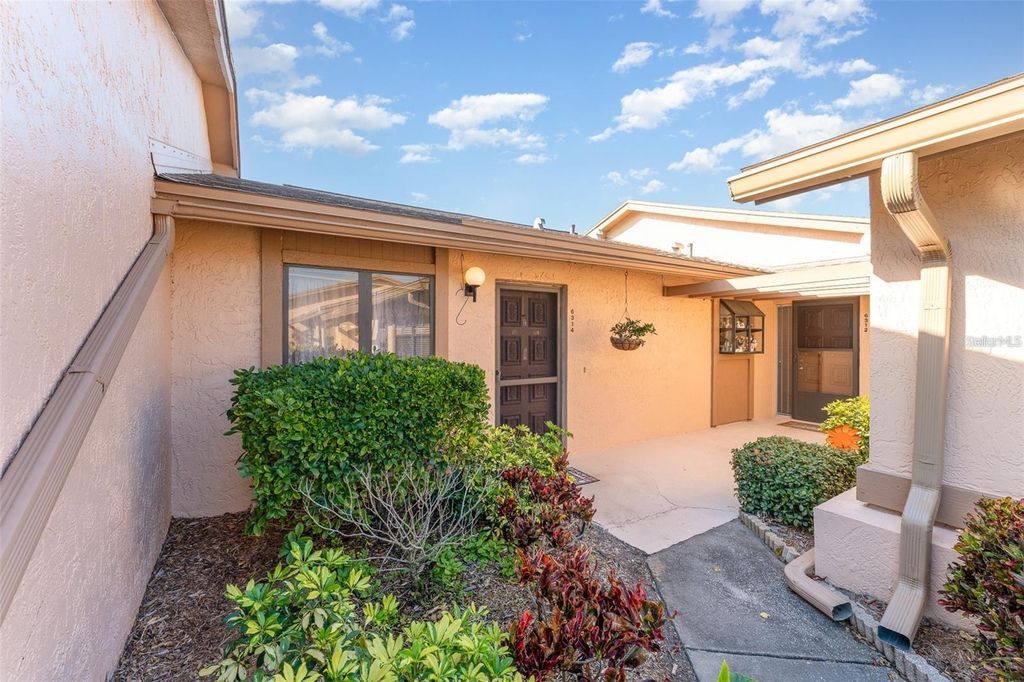 Image 2 of property listing at 6314 29TH AVENUE W, Bradenton, FL 34209