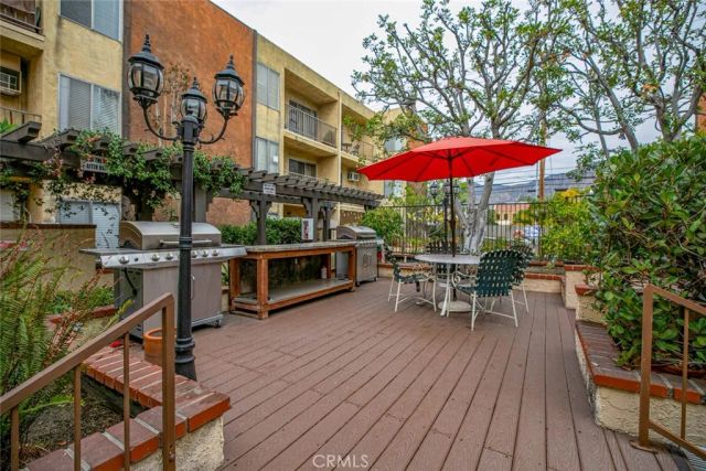 365 Burchett Street 217, Glendale, CA 91203