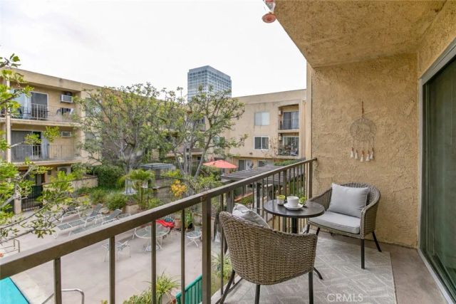 365 Burchett Street 217, Glendale, CA 91203