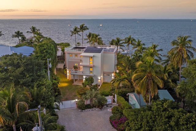 100 List Street, Upper Matecumbe Key Islamorada, FL 33036