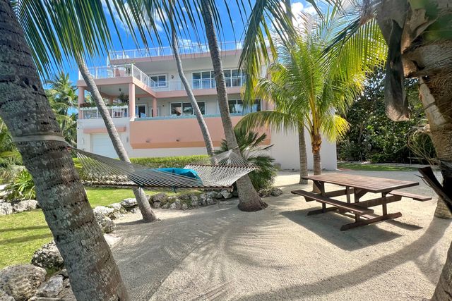 100 List Street, Upper Matecumbe Key Islamorada, FL 33036