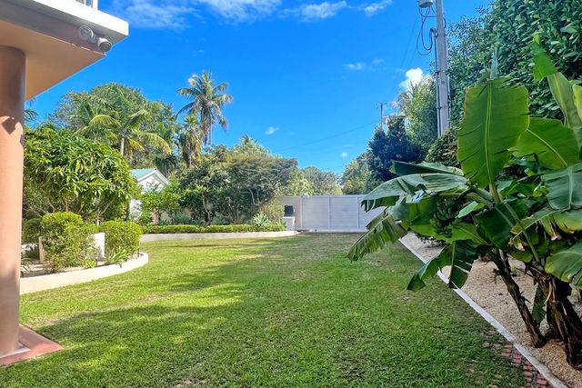 100 List Street, Upper Matecumbe Key Islamorada, FL 33036