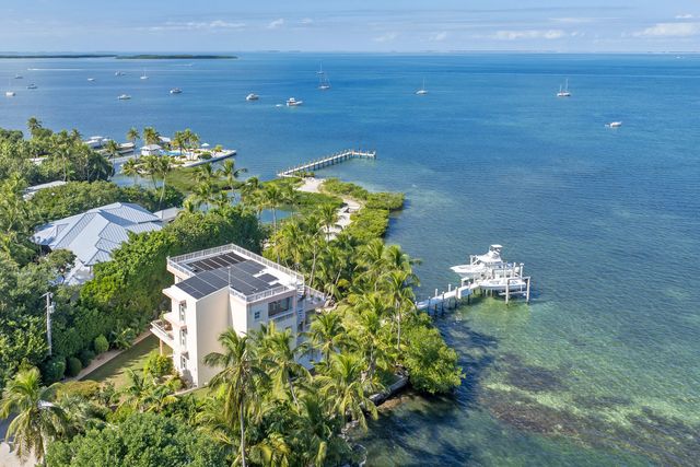 100 List Street, Upper Matecumbe Key Islamorada, FL 33036