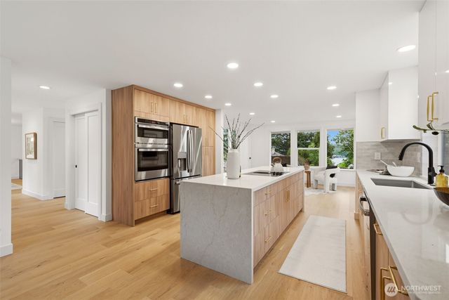 57 Chapman Loop, Steilacoom, WA 98388
