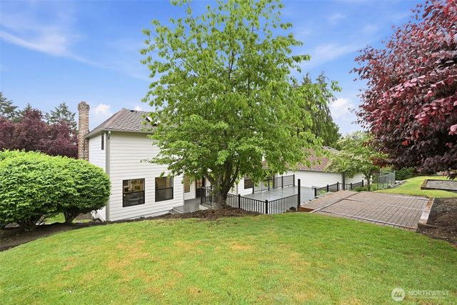57 Chapman Loop, Steilacoom, WA 98388