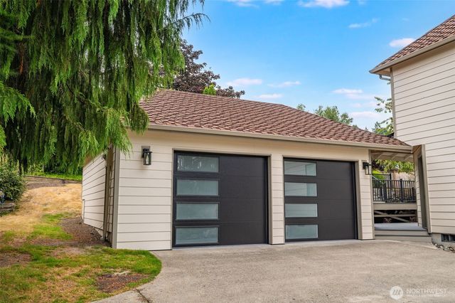 57 Chapman Loop, Steilacoom, WA 98388