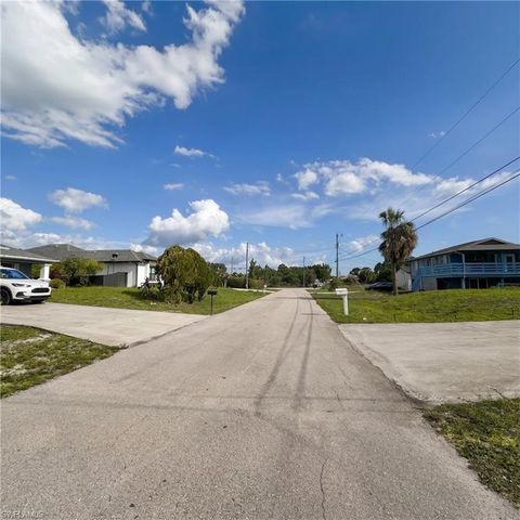 53 Terry AVE S, Lehigh Acres, FL 33976