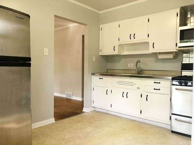 23940 N Lakeside Drive, Lake Zurich, IL 60047