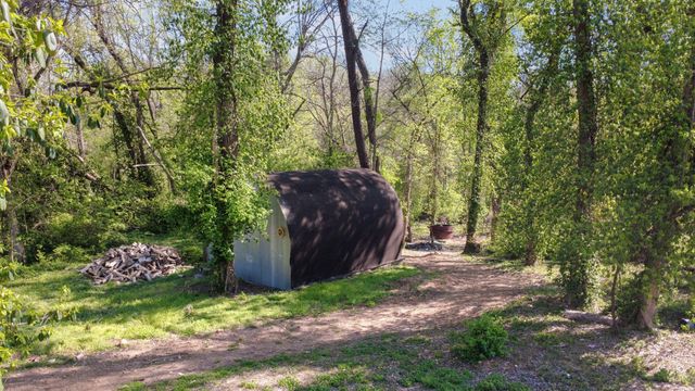 2512 N Benton Avenue, Springfield, MO 65803