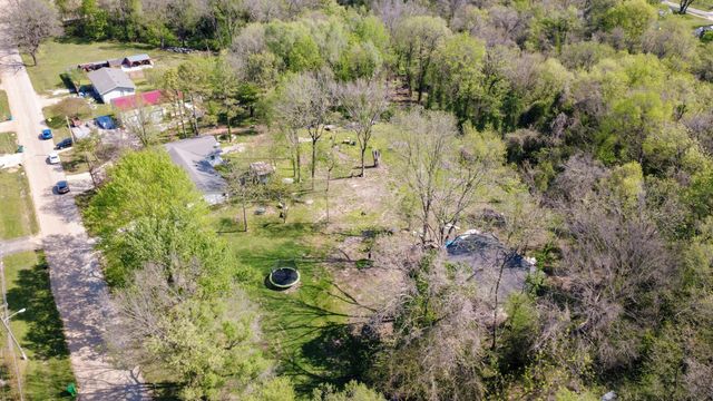 2512 N Benton Avenue, Springfield, MO 65803