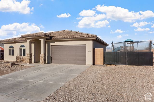 5936 S DESERT CREST DR, St. George, UT 84790