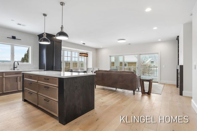 930 W Savidge Street 2, Spring Lake, MI 49456