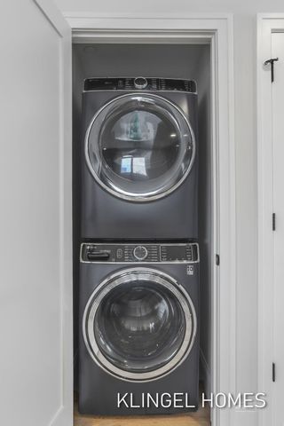 930 W Savidge Street 2, Spring Lake, MI 49456