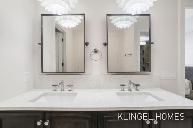 930 W Savidge Street 2, Spring Lake, MI 49456