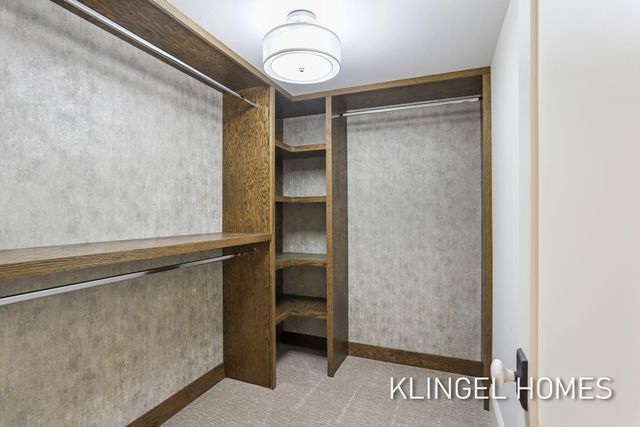 930 W Savidge Street 2, Spring Lake, MI 49456