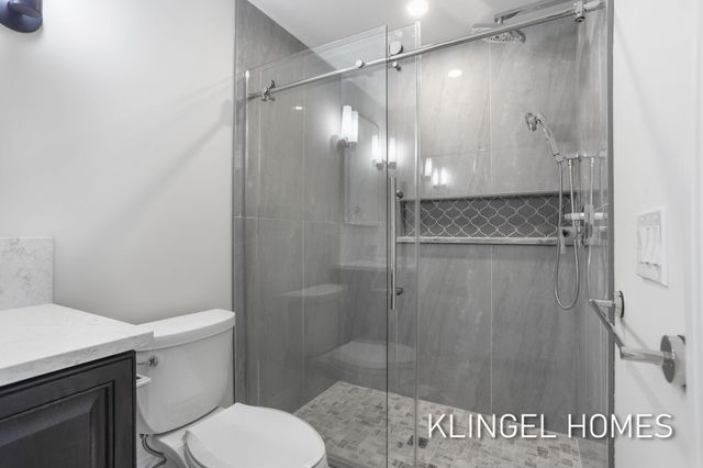 930 W Savidge Street 2, Spring Lake, MI 49456