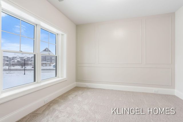 930 W Savidge Street 2, Spring Lake, MI 49456