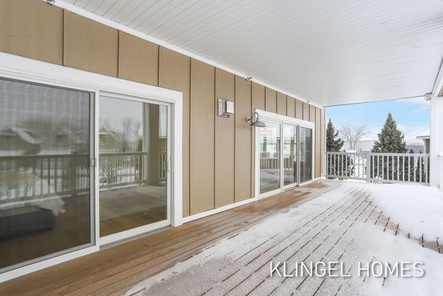 930 W Savidge Street 2, Spring Lake, MI 49456