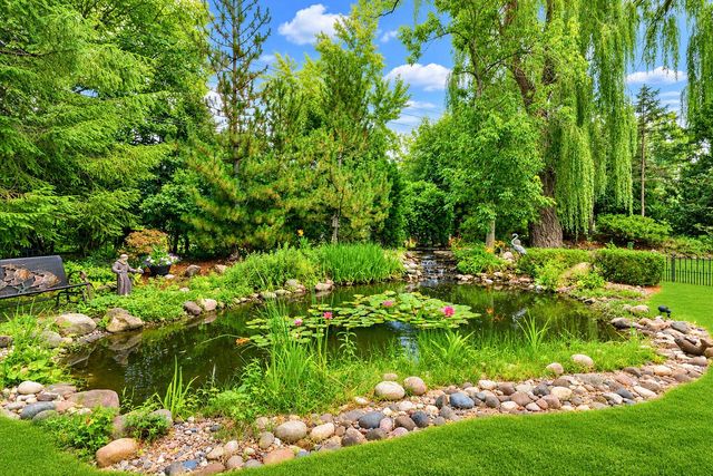 9516 N Apple Blossom LANE, Bayside, WI 53217