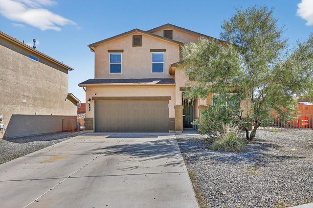 50 Hermanos Loop, Los Lunas, NM 87031