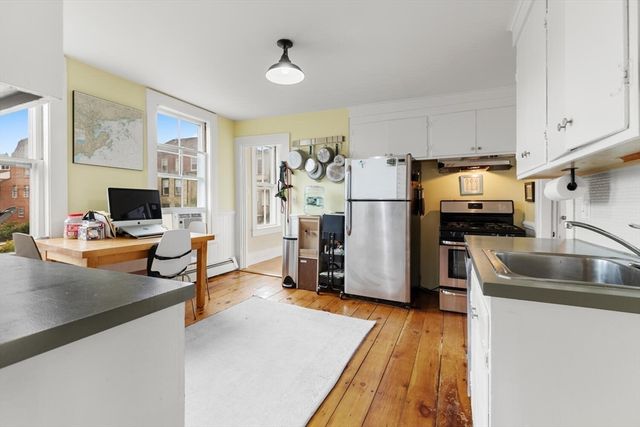 9 Darling Street, Marblehead, MA 01945