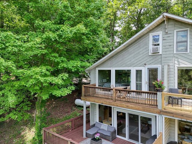 1710 Summit Trail, Hiawassee, GA 30546