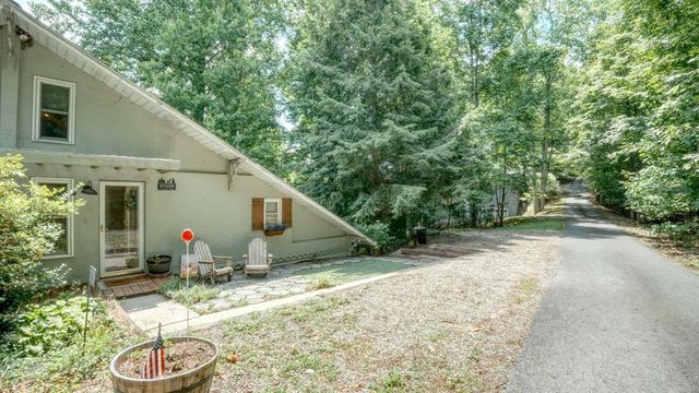 1710 Summit Trail, Hiawassee, GA 30546