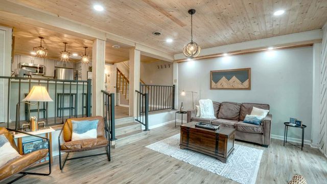 1710 Summit Trail, Hiawassee, GA 30546