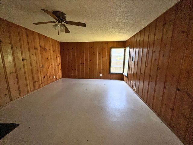 4232 5th Avenue, Fort Worth, TX 76115