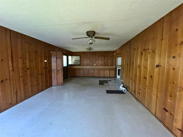 4232 5th Avenue, Fort Worth, TX 76115