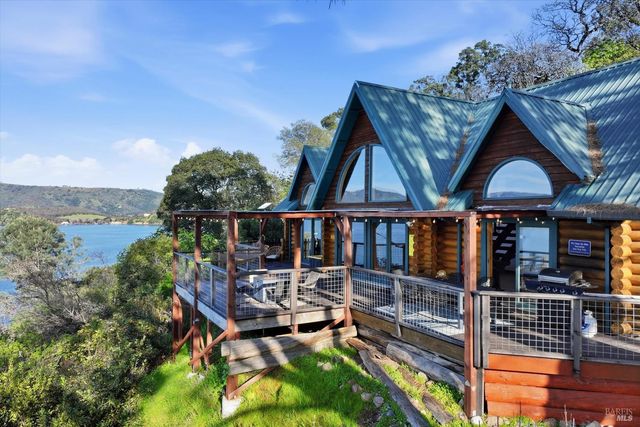 7001 Glebe Dr, Kelseyville, CA 95451