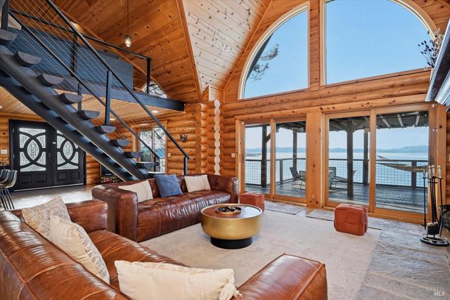 7001 Glebe Dr, Kelseyville, CA 95451