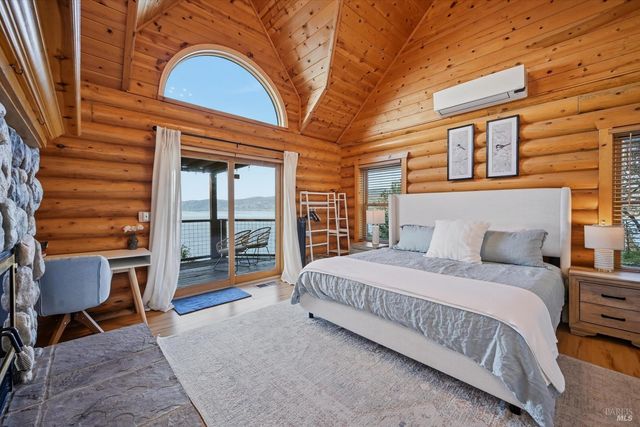 7001 Glebe Dr, Kelseyville, CA 95451