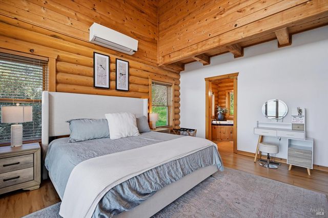 7001 Glebe Dr, Kelseyville, CA 95451