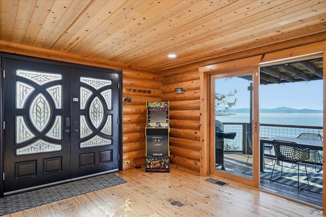 7001 Glebe Dr, Kelseyville, CA 95451